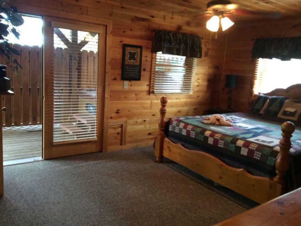 Spacious Party Hut Near Attractions McCookville Exterior foto